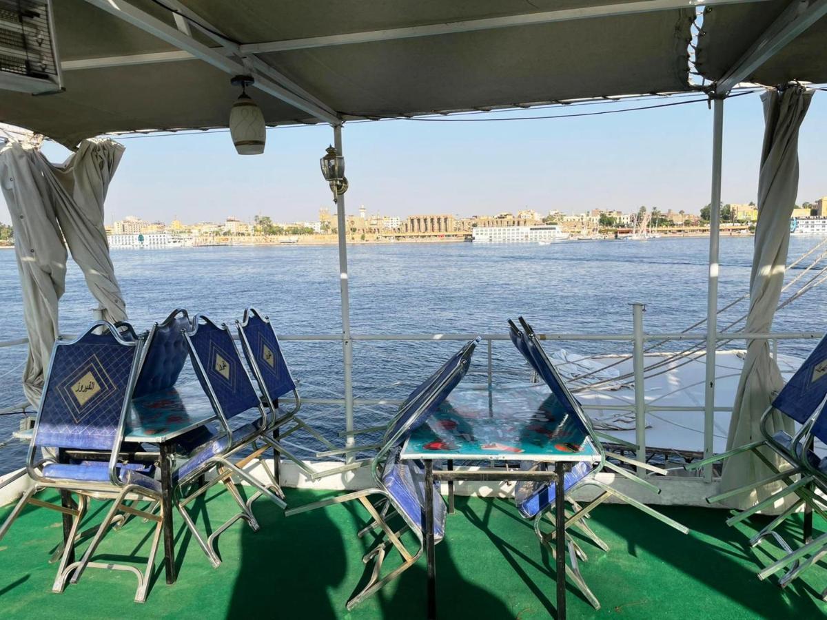 Floating Hotel- Happy Nile Boat Luxor Eksteriør billede