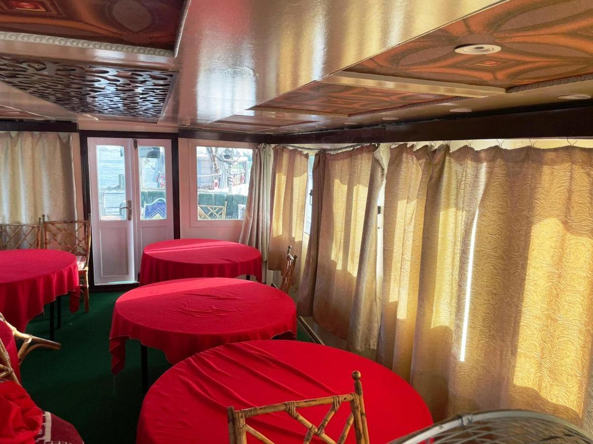 Floating Hotel- Happy Nile Boat Luxor Eksteriør billede