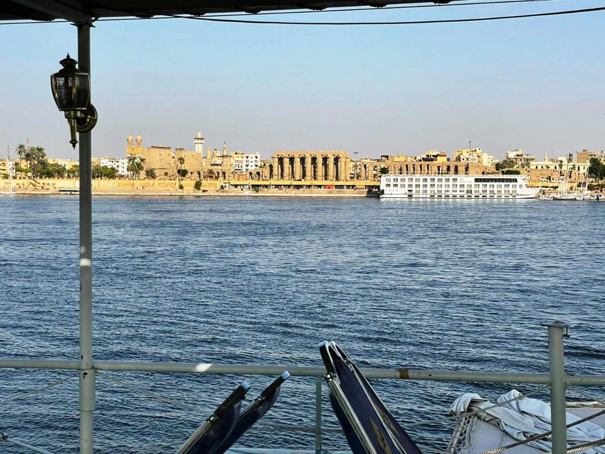 Floating Hotel- Happy Nile Boat Luxor Eksteriør billede
